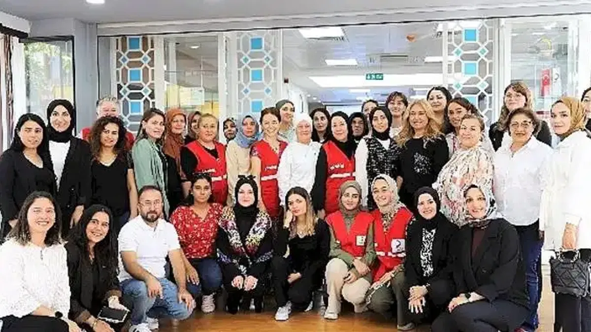 Kızılay Gönüllüsü Kadınlar "Sağlık Elçisi" oluyor