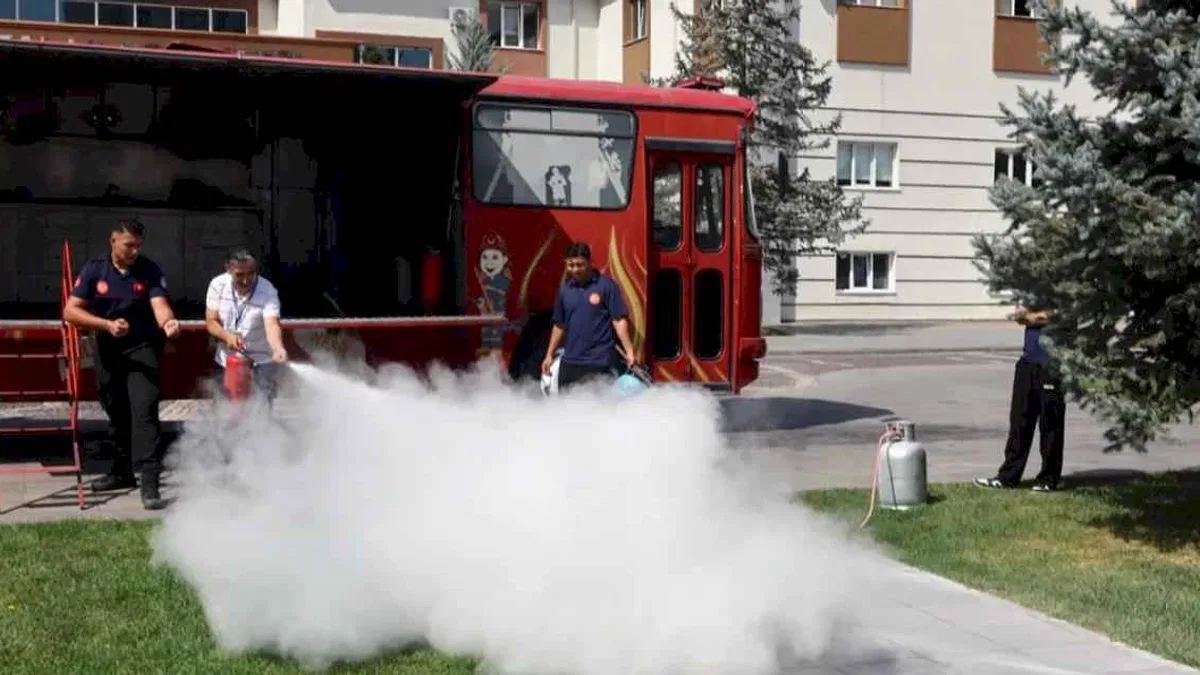 Kayseri Talas personeline yangın eğitimi
