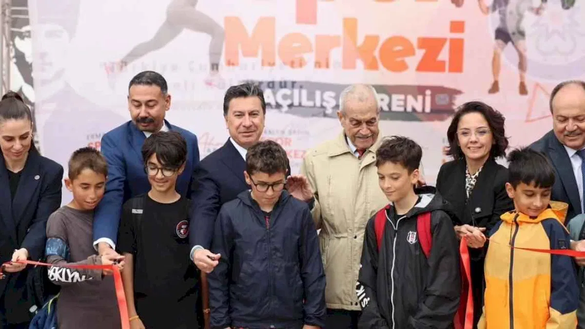 Erman Şahin Spor Merkezi Muğla’da hizmete açıldı
