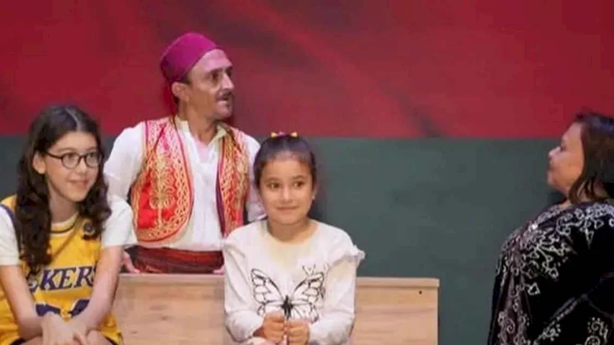 Balıkesir Gömeç'te engelli oyuncular tiyatroyal yüreklere dokundu