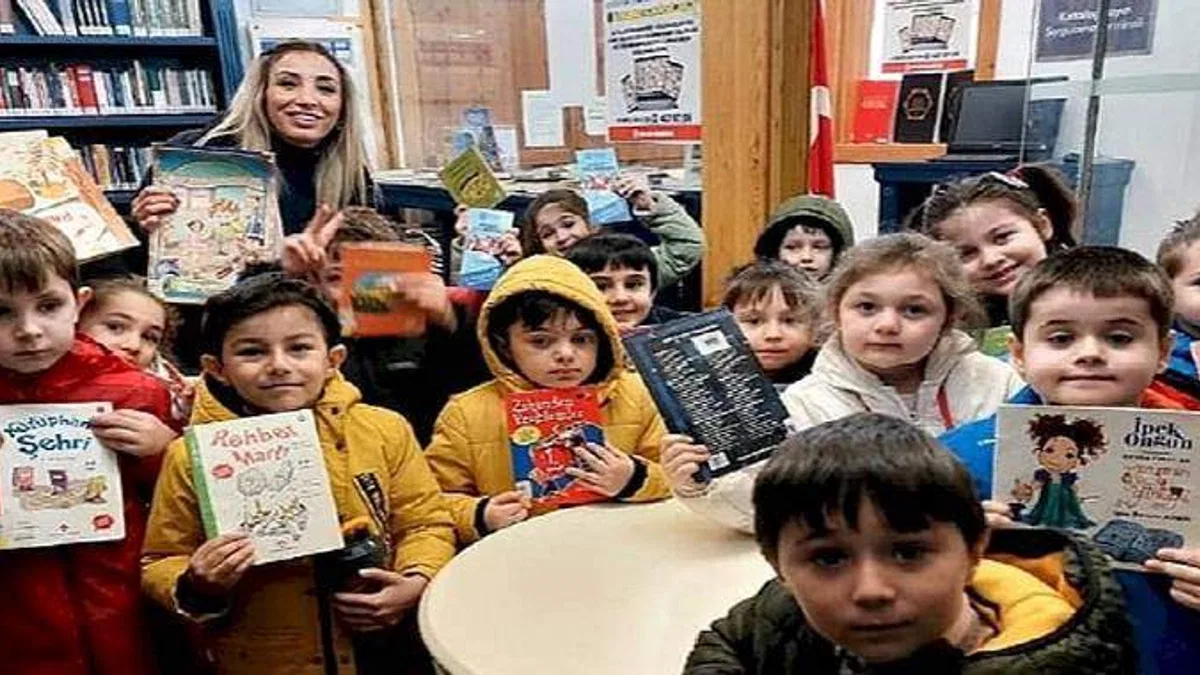 Minik Öğrencilerin Kütüphane Heyecanı