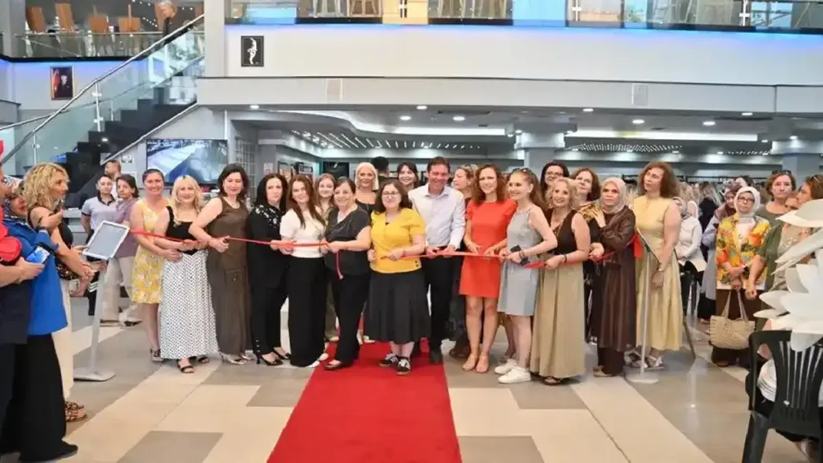 Manisa'da el emeği eserler ‘Bahar Sergisi’nde buluştu