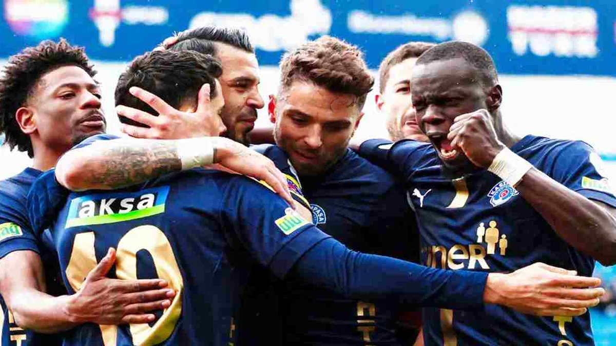 Kasımpaşa 3-2 Çaykur Rizespor (Maç Sonucu) Kasımpaşa 3 puanı 3 golle aldı!
