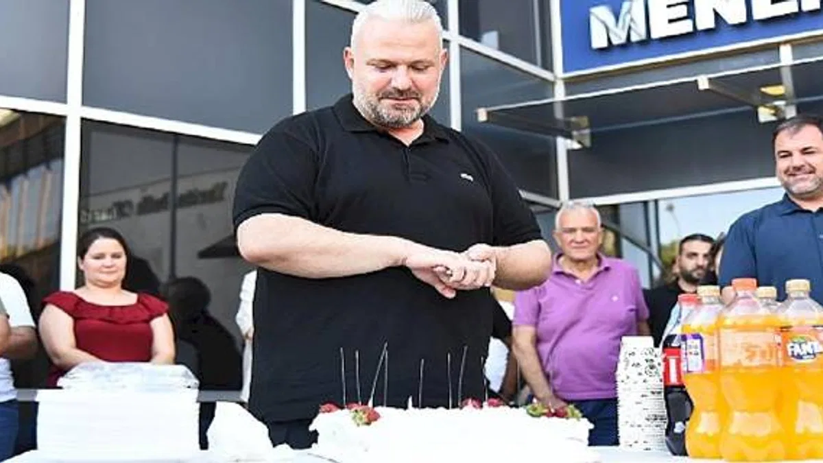 Başkan Pehlivan'a sürpriz kutlama