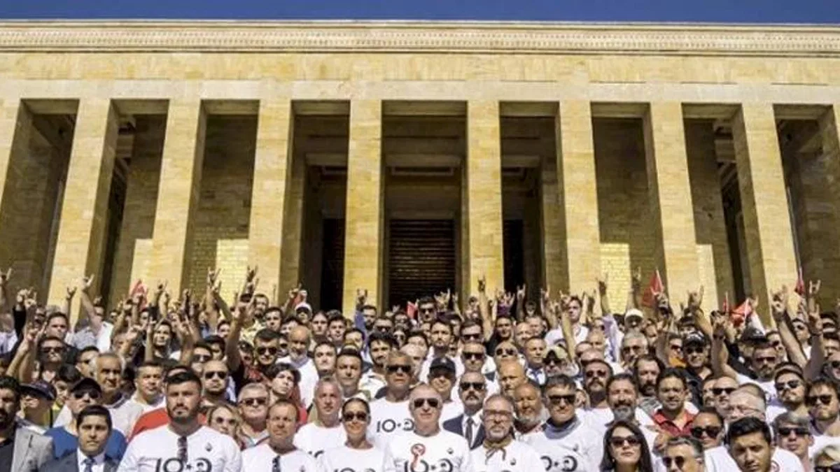 14 günlük 'Zafer' yürüyüşü noktalandı