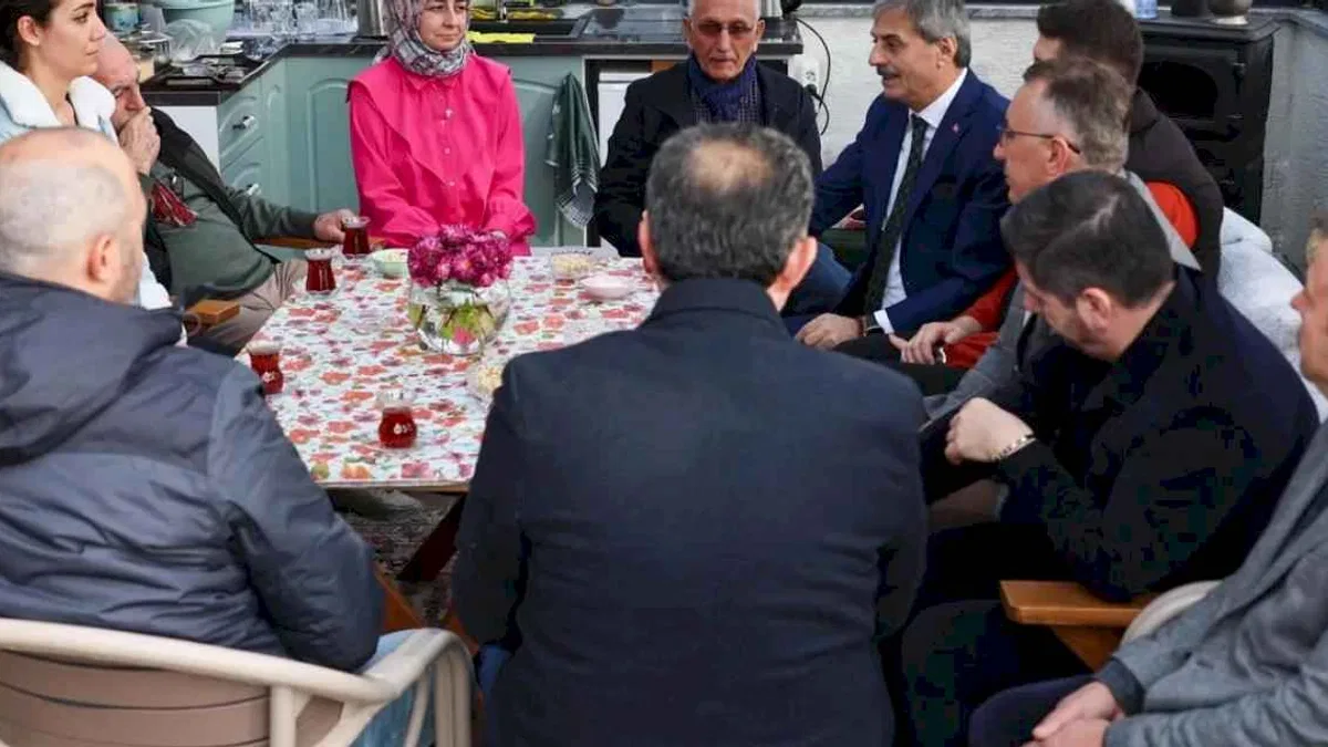 Sakarya'da Başkan Alemdar davete icabet etti