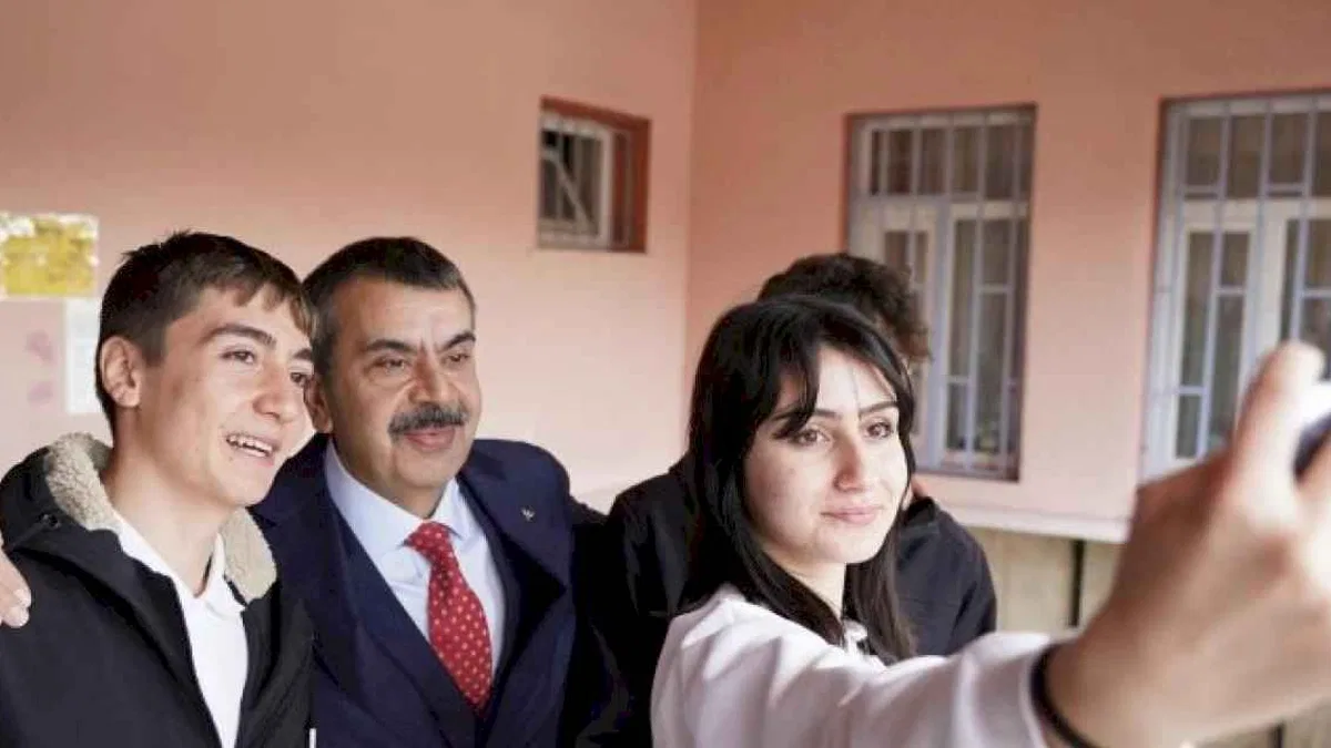 Bakan Tekin'den Konya buluşması