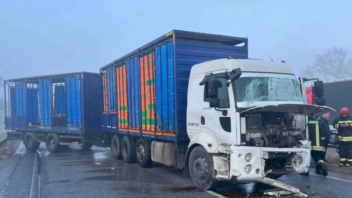 Manisa'da yağış ve sis kazaları beraberinde getirdi! Sürücüler uyarıldı!