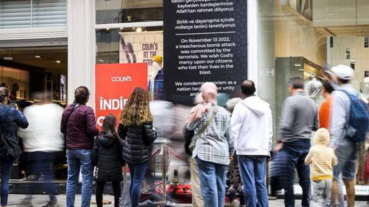 Terör saldırısında yaşamını yitirenlerin isimleri Beyoğlu'nda yaşatılacak