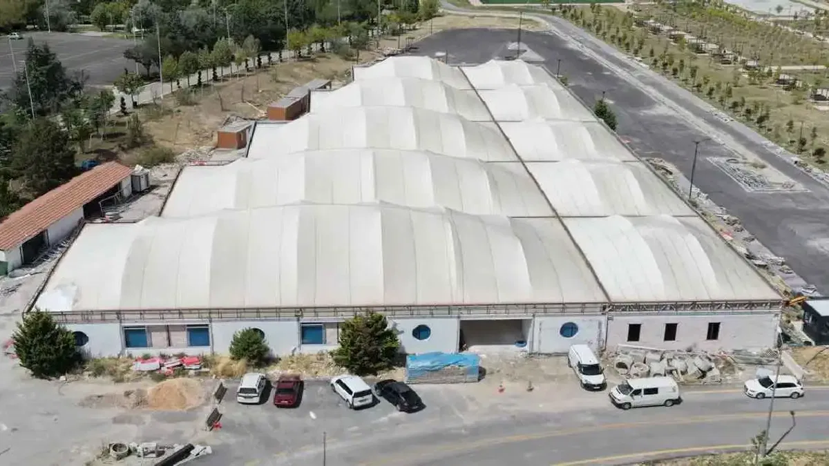 Ankara'da Göksu Parkı’ndaki pazar yeri yenileniyor
