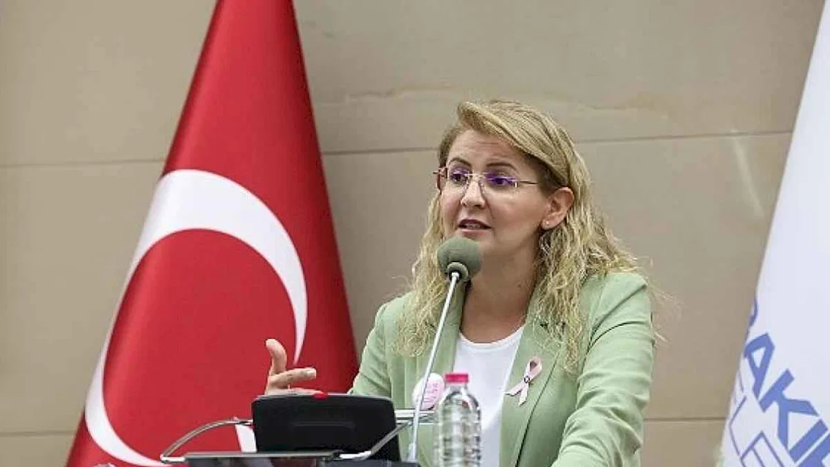 Bakırköy'de meme kanseri farkındalık semineri düzenlendi.