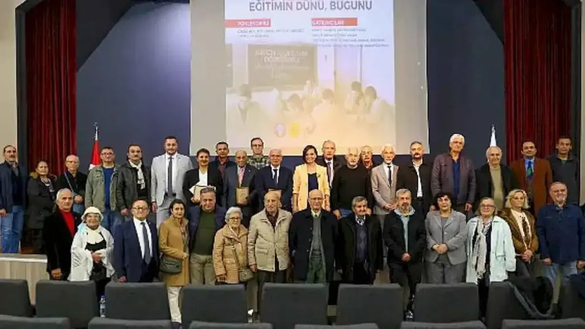 Karabağlar'da "Eğitimin dünü ve bugünü" konuşuldu