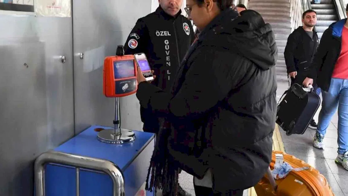 Toplu ulaşımda 'Dijital İzmirim Kart' rahatlığı