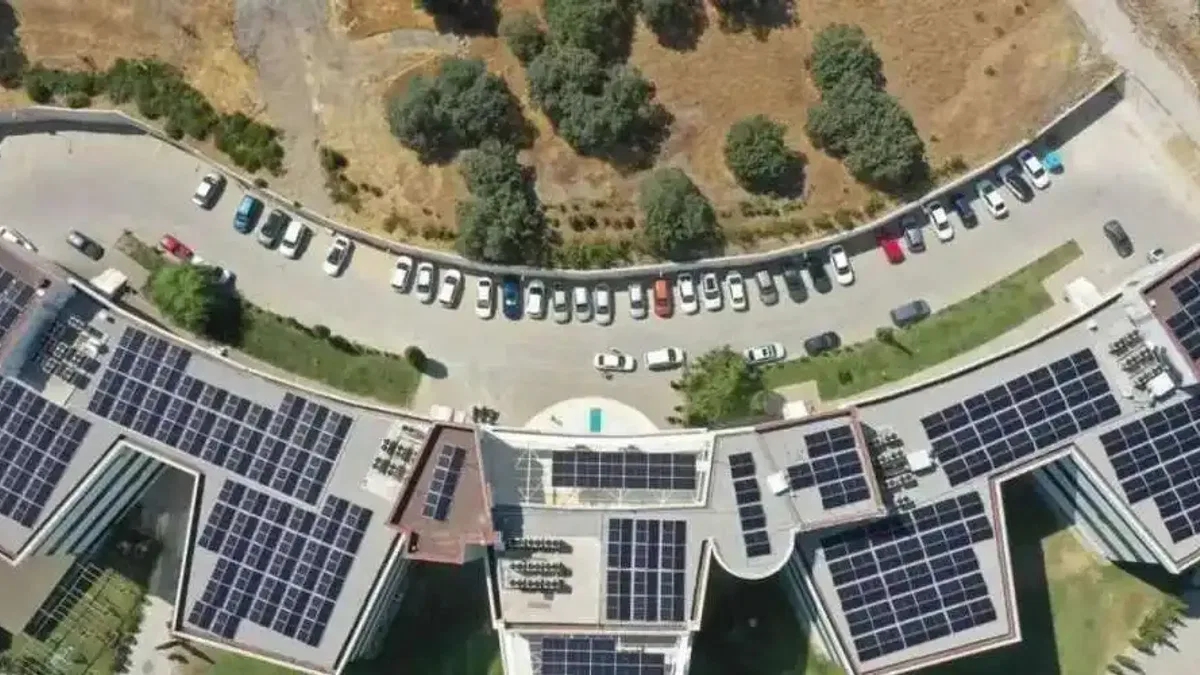 Enerjisa Üretim’den Manisa Celal Bayar Üniversitesi’ne Temiz Enerji Desteği