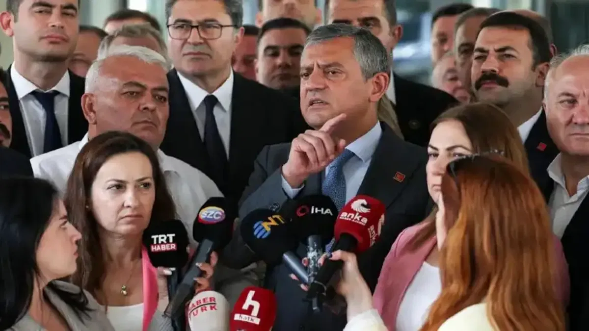 Özgür Özel’den 'butlan' tepkisi: Tedbir kararı kurultayı engellemez
