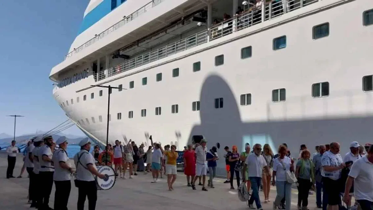 Kruvaziyer turizmde 2024 sezonunu rekor yolcuyla kapattı