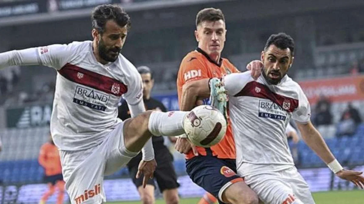 Sivasspor'dan flaş tepki: Başakşehir'de kara gece