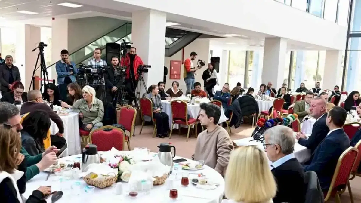 Bursa Karacabey Belediye Başkanı Karabatı: ''Bütçemizde yüzde 30 tasarruf ettik''