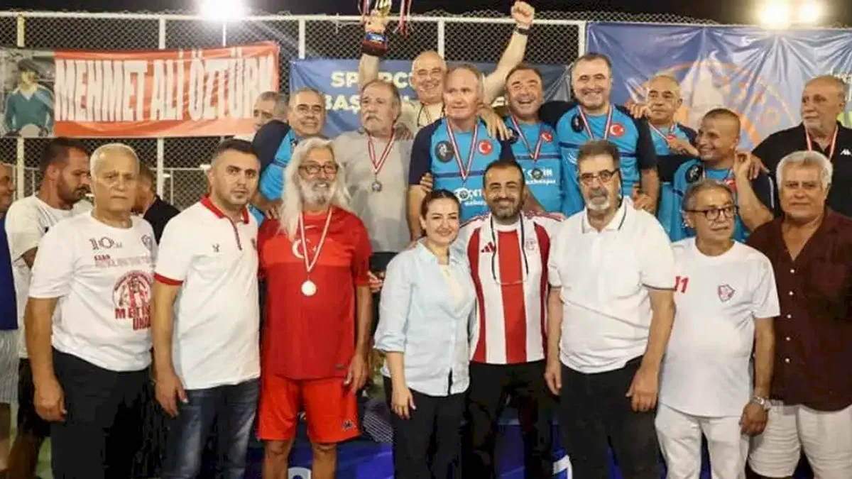 Antalya'da Ayak Tenisi Turnuvası sona erdi