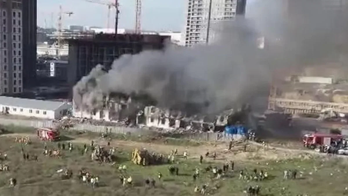 İstanbul Esenyurt’ta inşaat şantiyesinde yangın paniği