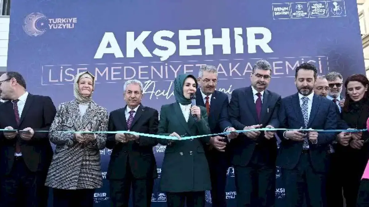 Konya'da Akşehir Lise Medeniyet Akademisi açıldı