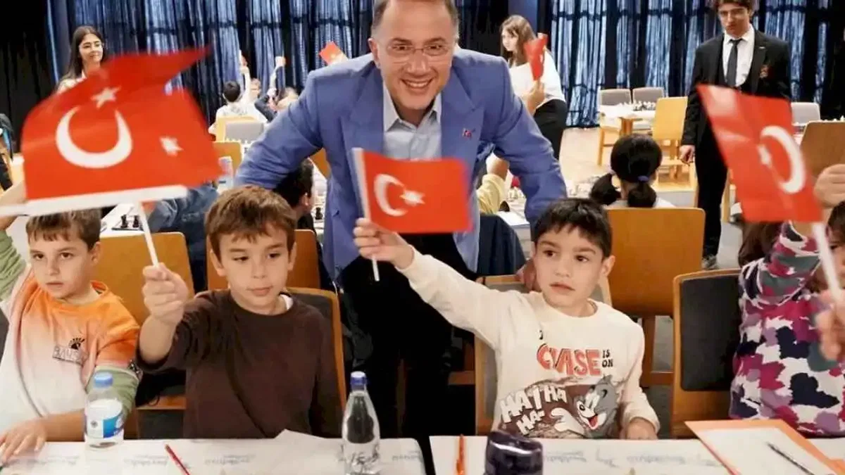 Beylikdüzü’nde 29 Ekim ve Ata’ya Saygı Satranç Turnuvası’na yoğun ilgi