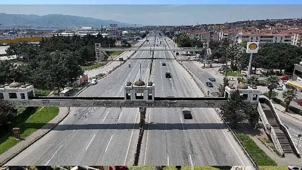 Çenesuyu ve 60 Evlerin eski üstgeçitleri sökülüyor