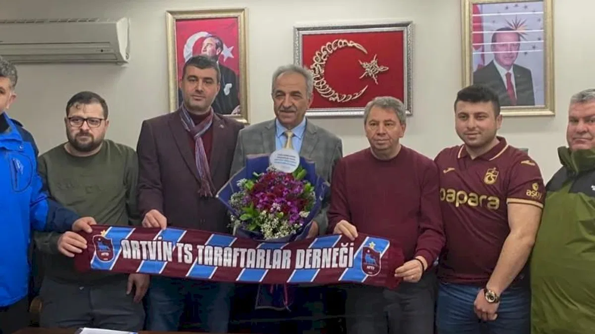 Artvin TS Taraftarları'ndan Yılmaz Boz'a ziyaret