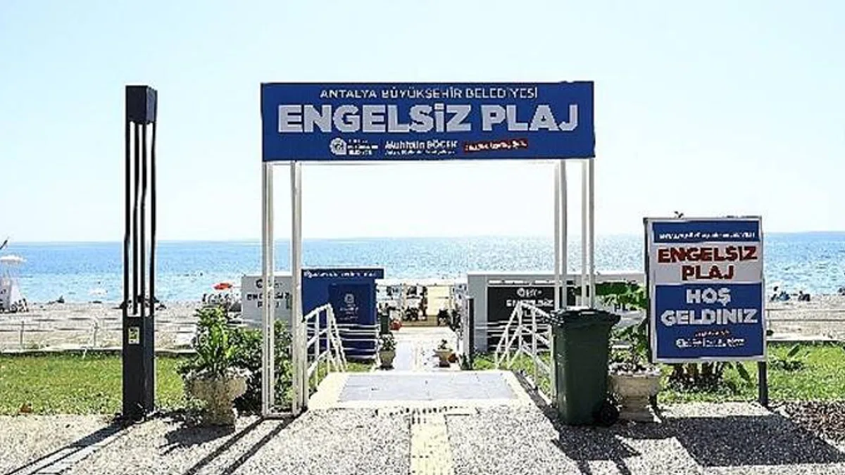 Engelsiz Plaj turistlerin de gözdesi