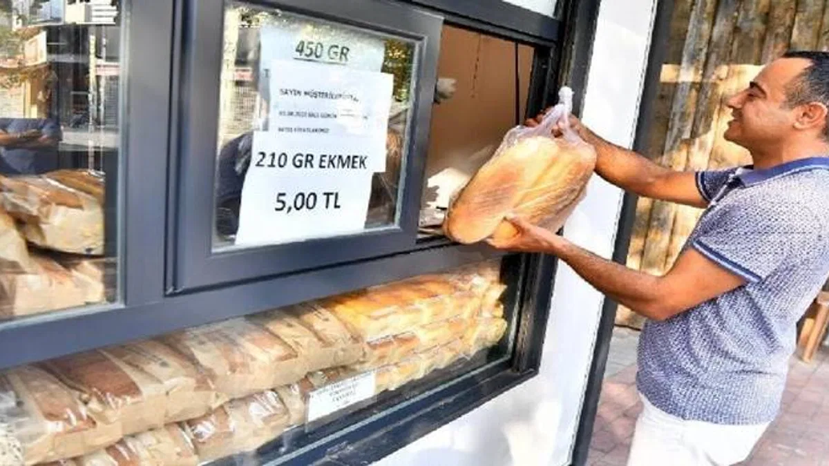 İzmir'de ekmek 5 lira