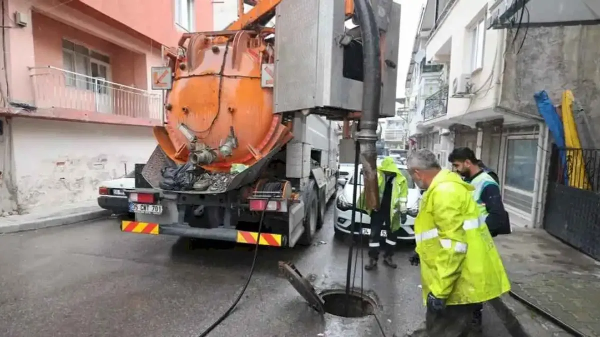 İzmir’de Yağmur Alarmı