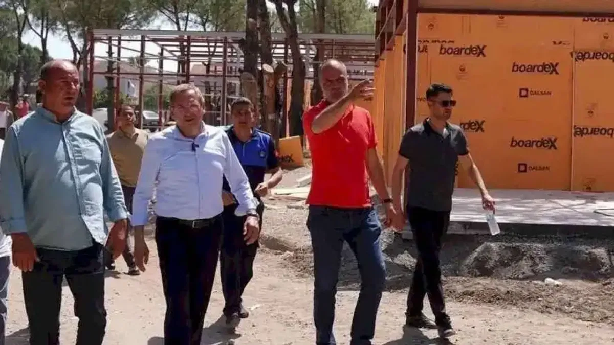 Ayvalık Belediyesi Altınova’da yol çalışmalarını bitirdi
