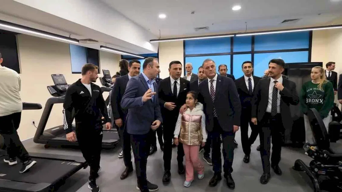 İstanbul Büyükşehir'den yeni gençlik adımı.... Yurt binası artık gençlik üssü