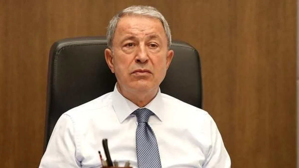 Bakan Akar'dan 'dörtlü toplantı' ve 'terörle mücadele' açıklaması