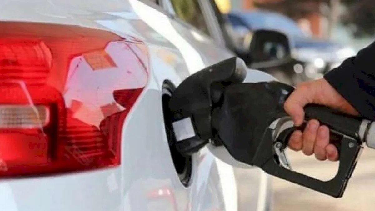 Benzine zam geliyor!