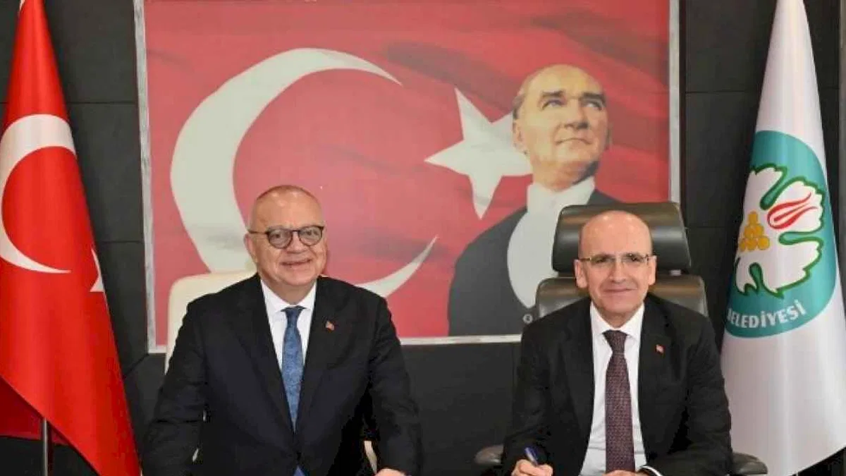 Bakan Şimşek’ten Başkan Ergün’e bütçe övgüsü