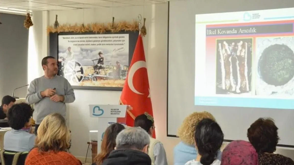 Balıkesir'de arıcılık eğitimine yoğun ilgi