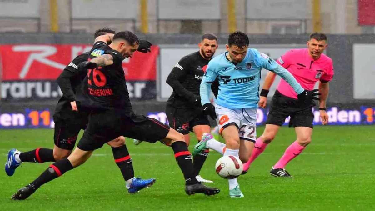 VavaCars Fatih Karagümrük 1-1 Rams Başakşehir (Maç Sonucu)