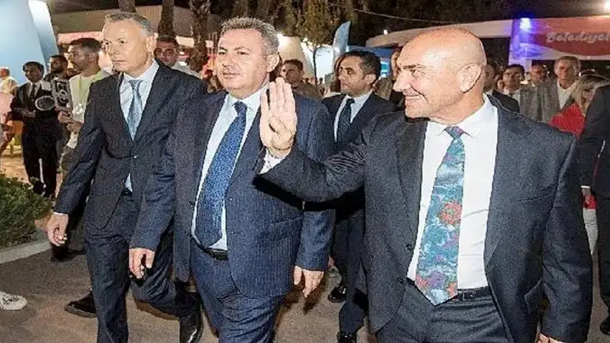 Başkan Soyer'den fuar turu