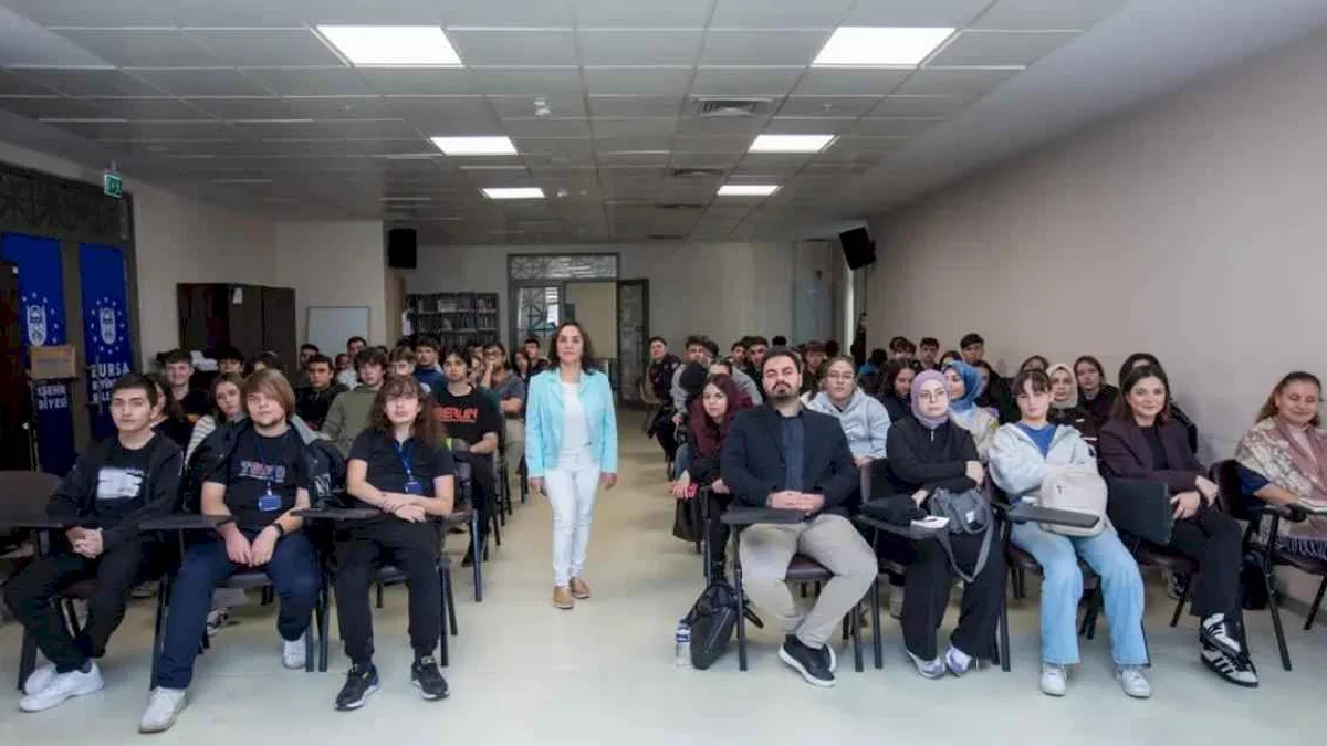 Bursa Büyükşehir’de stajyerlere oryantasyon eğitimi