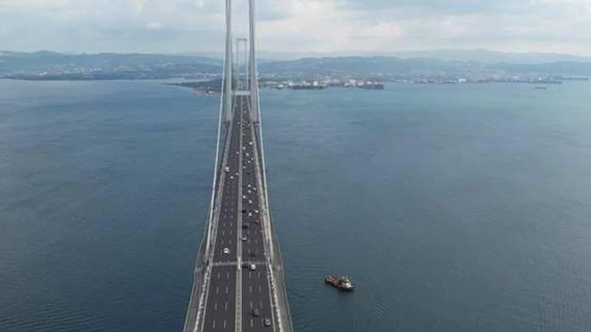 Osmangazi Köprüsü'nde araç geçiş rekoru