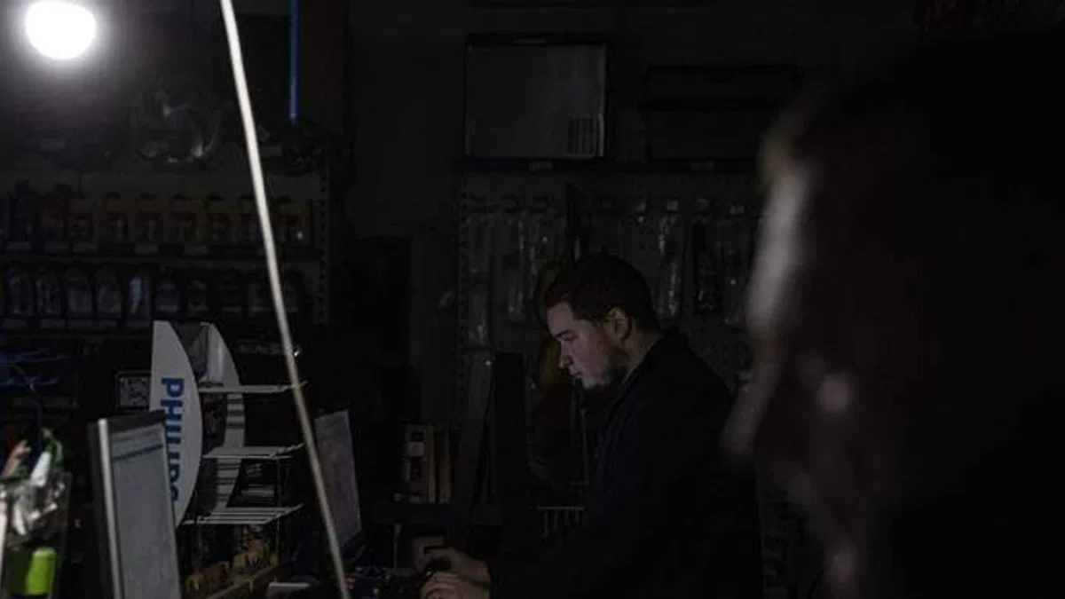AP, Ukrayna'daki elektrik sorununa karşı ‘Umut Jeneratörleri’ girişimi başlattı