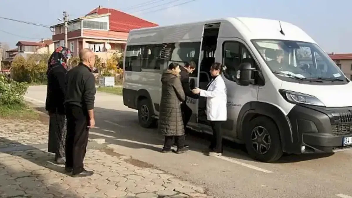 Sena ve Mustafa kardeşler eğitimle hayata tutundu