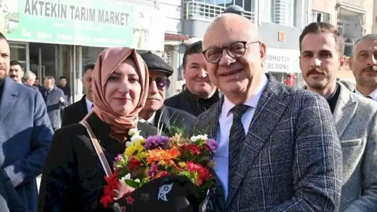 Başkan Ergün'e Kırkağaç'ta coşkulu karşılama