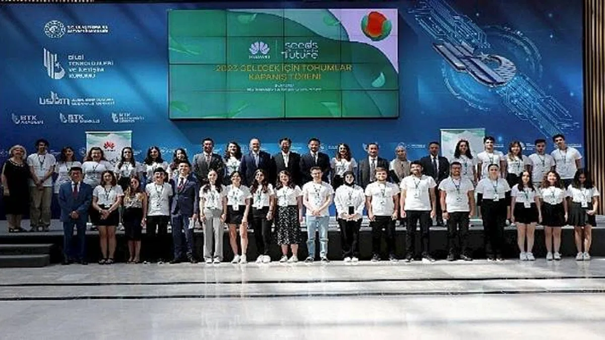 Huawei Türkiye Gelecek İçin Tohumlar 2023 eğitim programı başarıyla tamamlandı