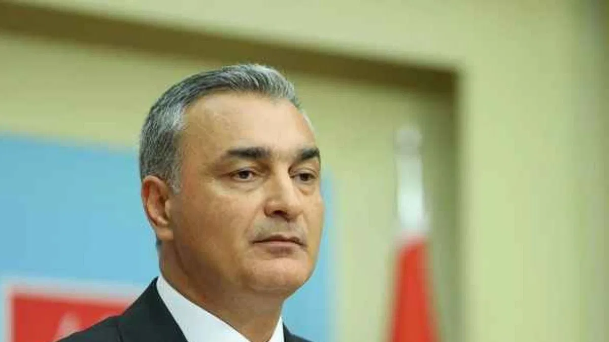 Müslim Sarı’dan Adalar çıkışı