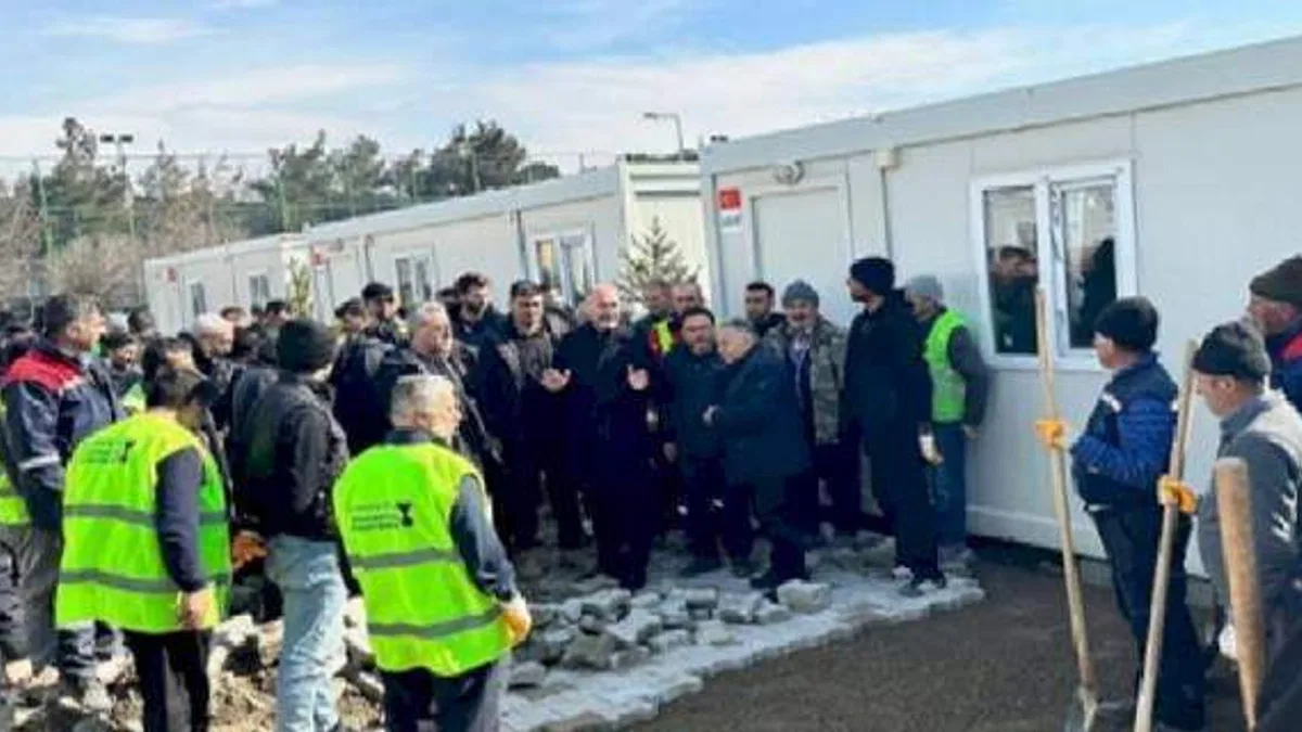 Memduh Büyükkılıç protokolle Kahramanmaraş'ta buluştu