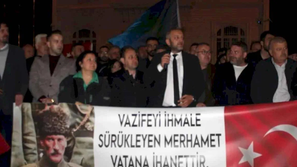 Bursa'da Zafer Partisi Mütareke Meydanı'ndan seslendi