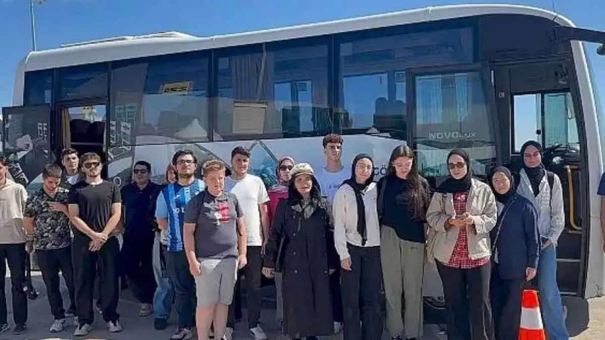 İnegöl Belediyesi Gençleri Teknofest'e Götürüyor
