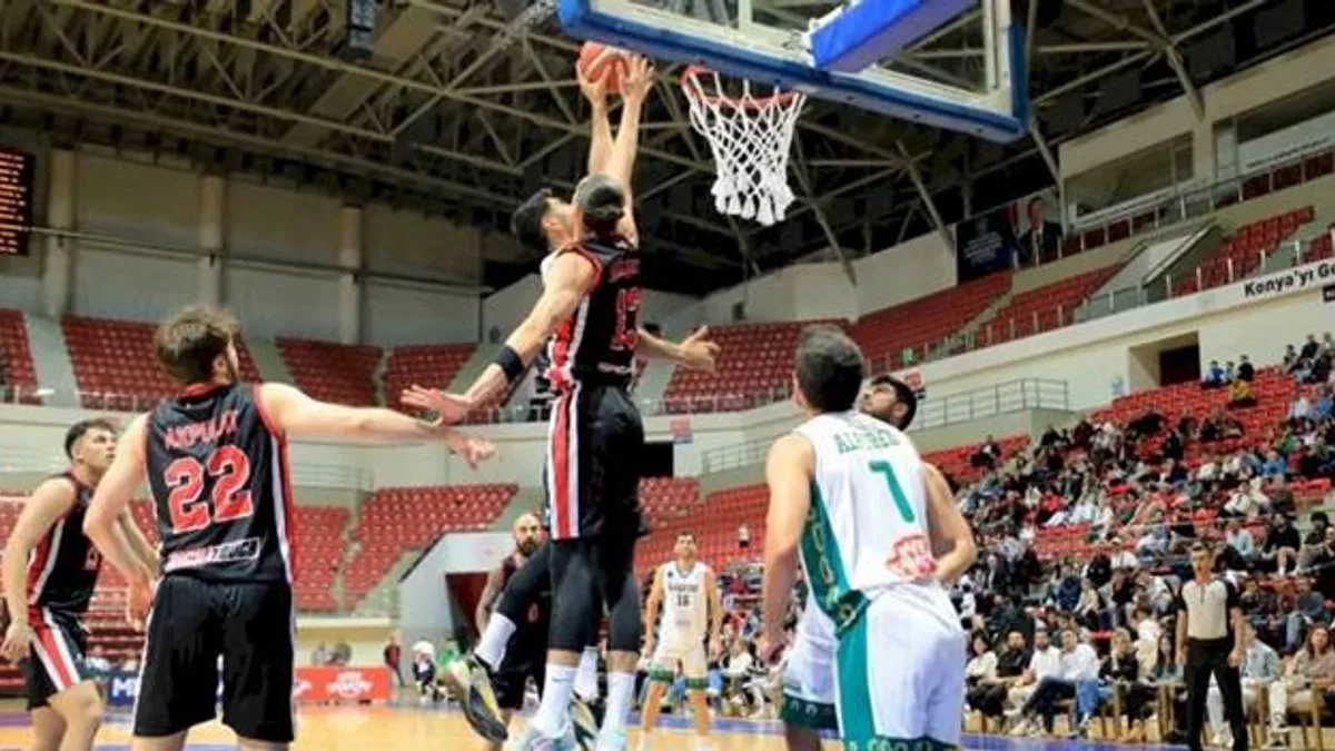 Karatay Belediyespor A Takımı play-offlarda
